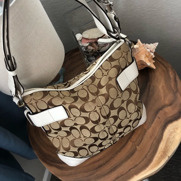 COACH classic purse ❤️❤️❤️ - Picture 2 of 6